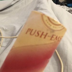 Meet your Posher, Riley